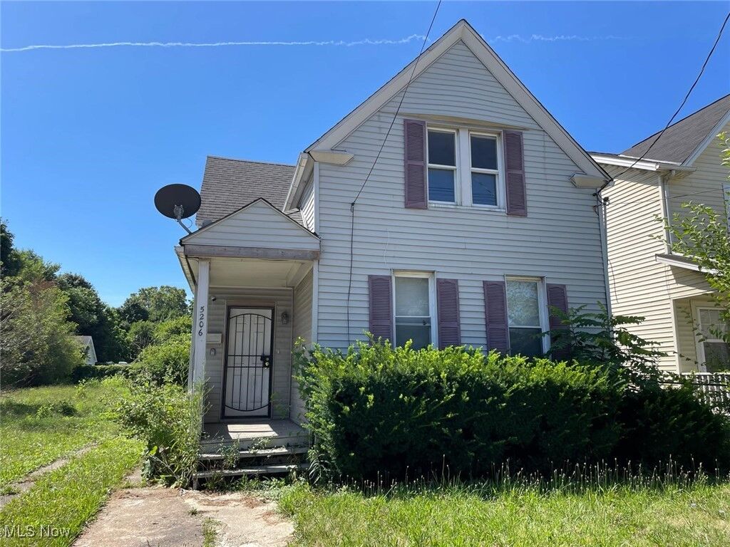 Property Photo: 5206 Hamm Avenue OH 44127