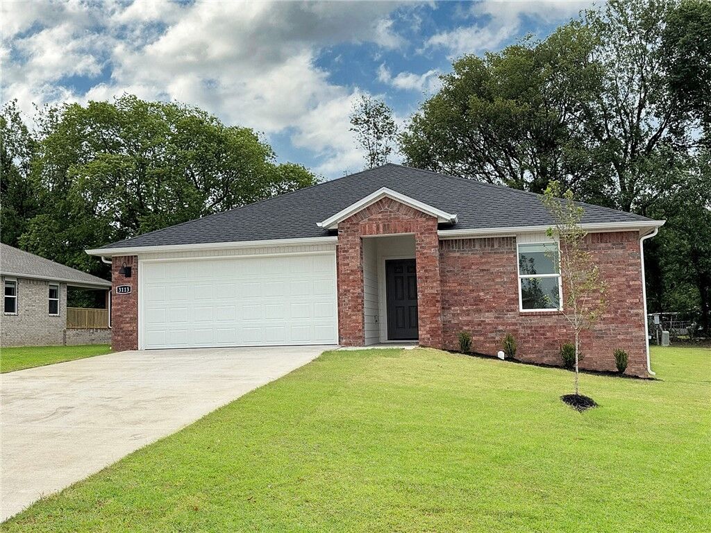 Property Photo: 521 Colorado Street AR 72730
