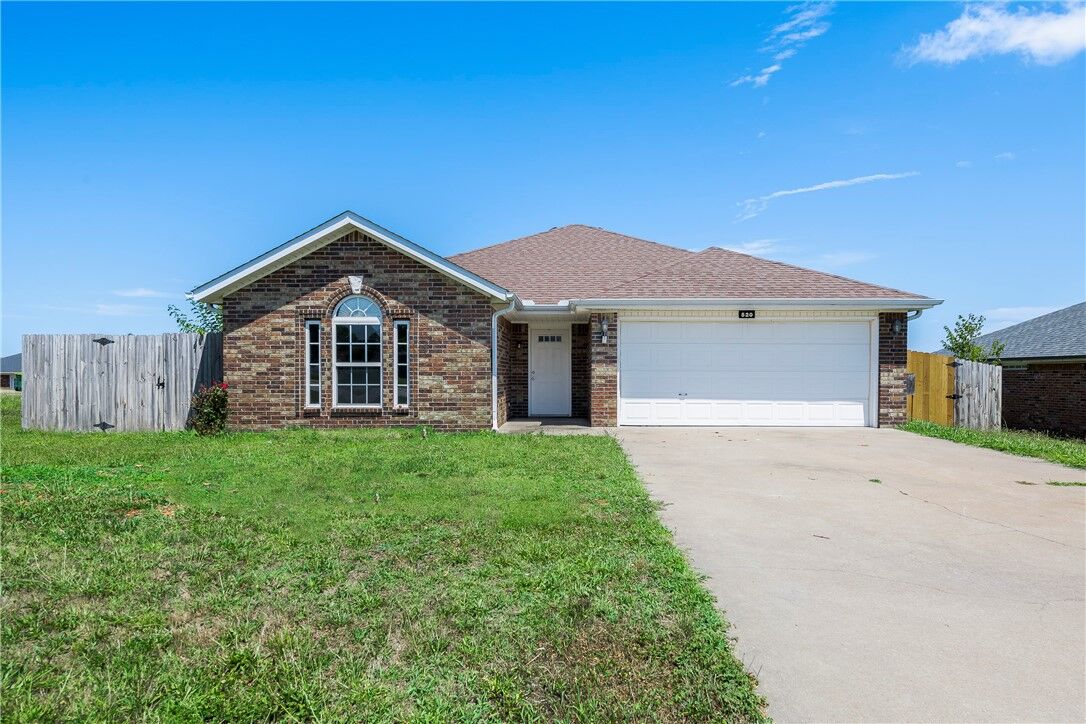 Property Photo:  520 Dewberry Lane  AR 72719 