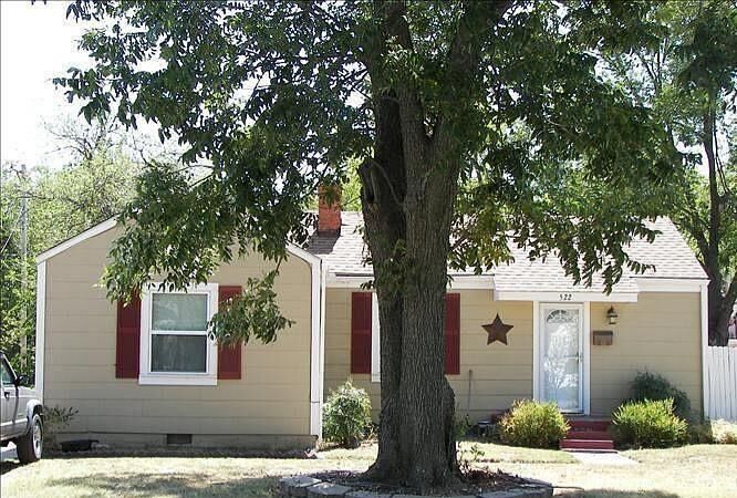 Property Photo:  522 Iowa Street  OK 73069 