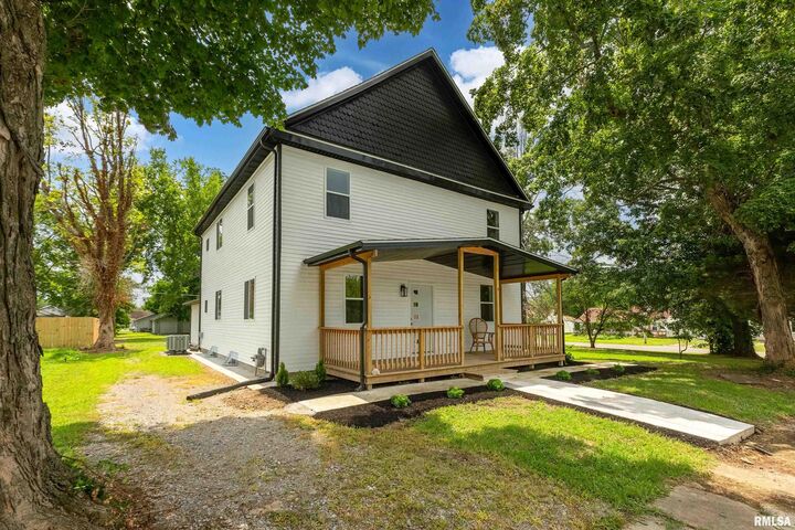 603 E Carter Street  Marion IL 62959 photo