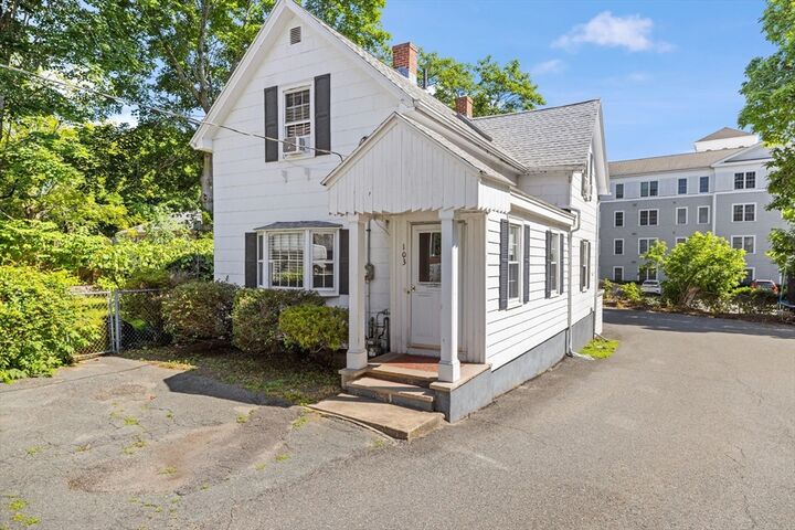 Property Photo:  103 Lowell St  MA 01960 