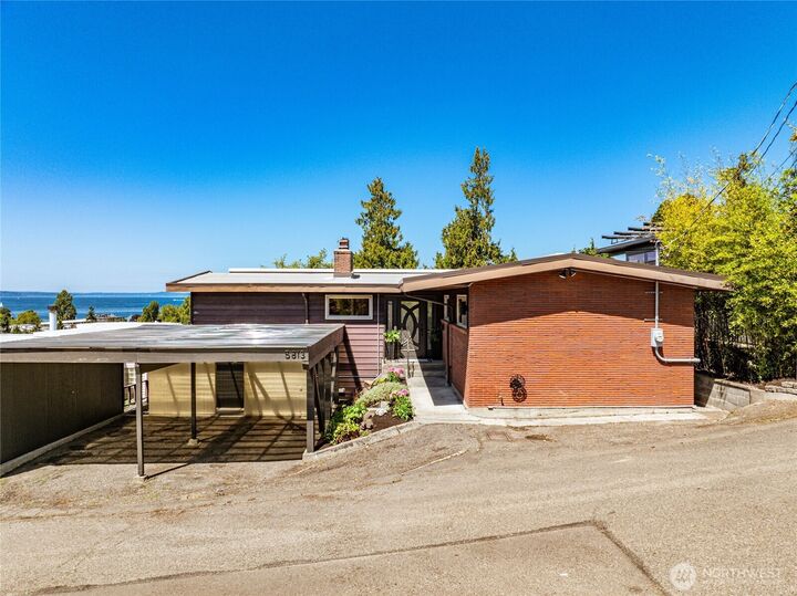 Property Photo:  5813 SW Horton Street  WA 98116 