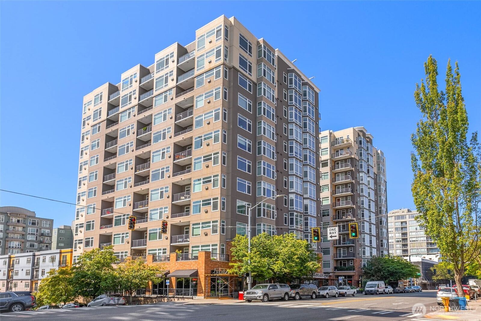 Property Photo:  2801  1st Avenue 1118  WA 98121 