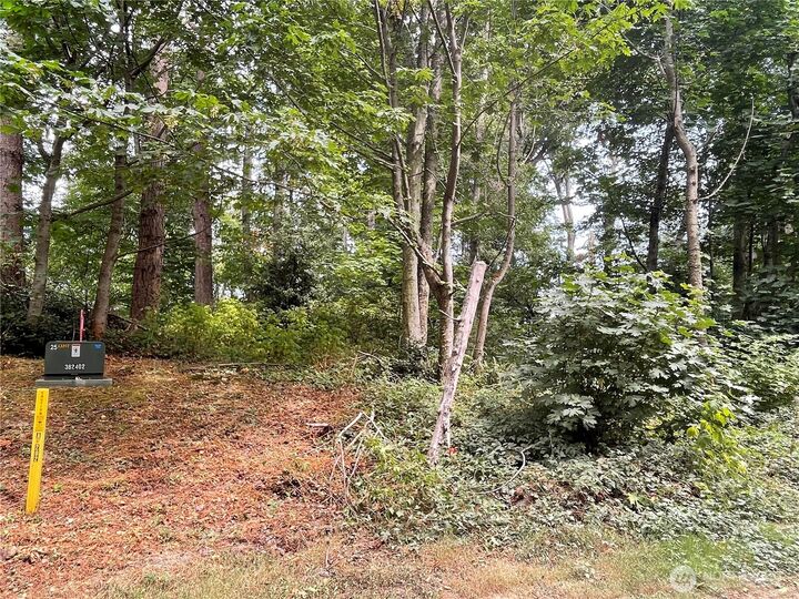 Property Photo:  32 K  Beach Way  WA 98206 