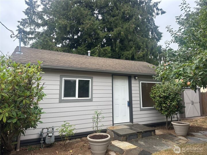 Property Photo: 117 Drayton St. WA 98264