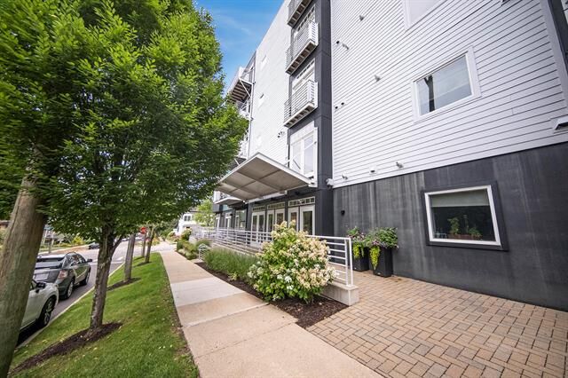 Property Photo:  121 W Kingsley 502  MI 48103 