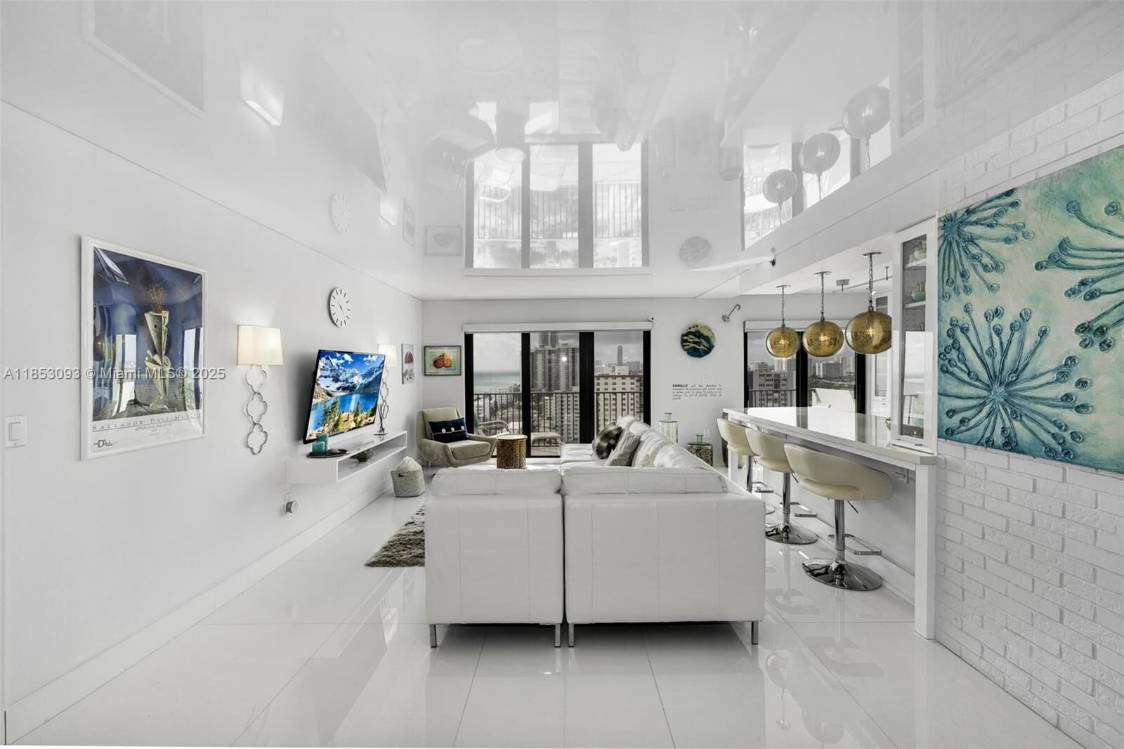 Property Photo: 1201 S Ocean Dr 1904S FL 33019