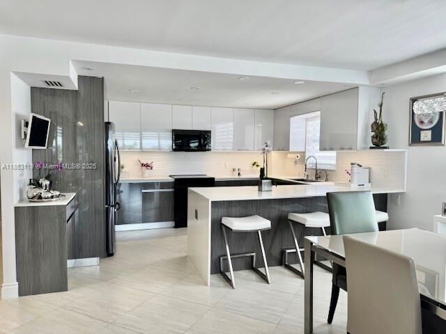 Property Photo:  9250 W Bay Harbor Dr 5A  FL 33154 