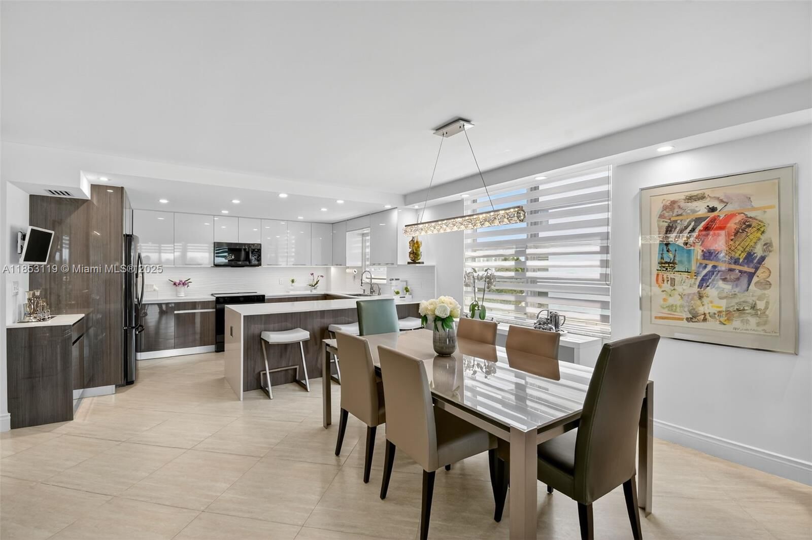 Property Photo:  9250 W Bay Harbor Dr 5A  FL 33154 