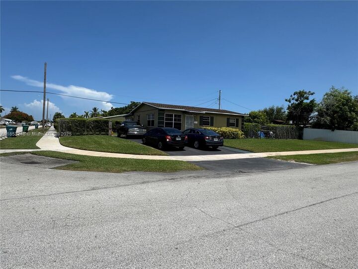 Property Photo:  14961 Buchanan St  FL 33176 