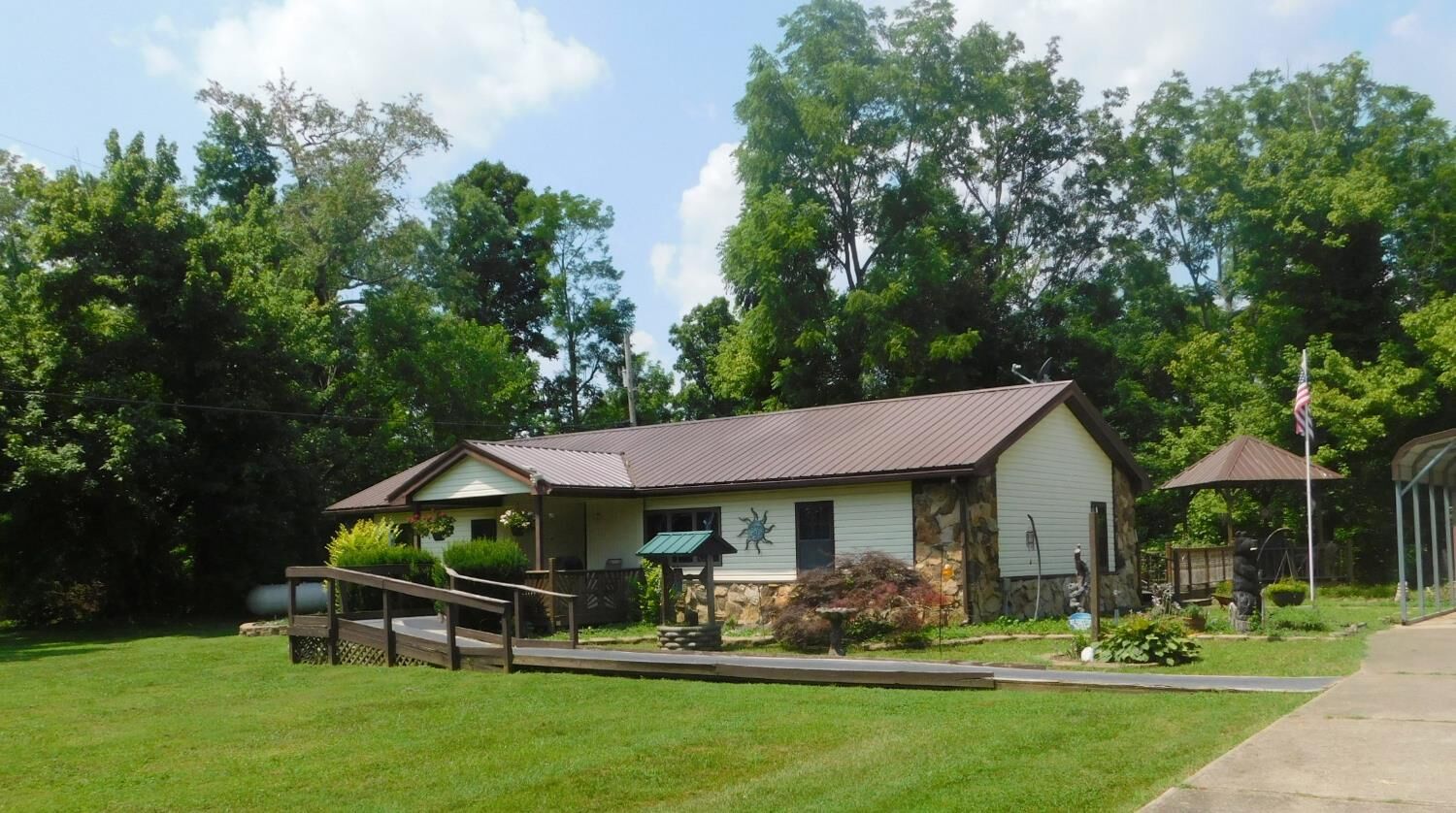 Property Photo:  18369 Wade Hill Rd  IN 47038 