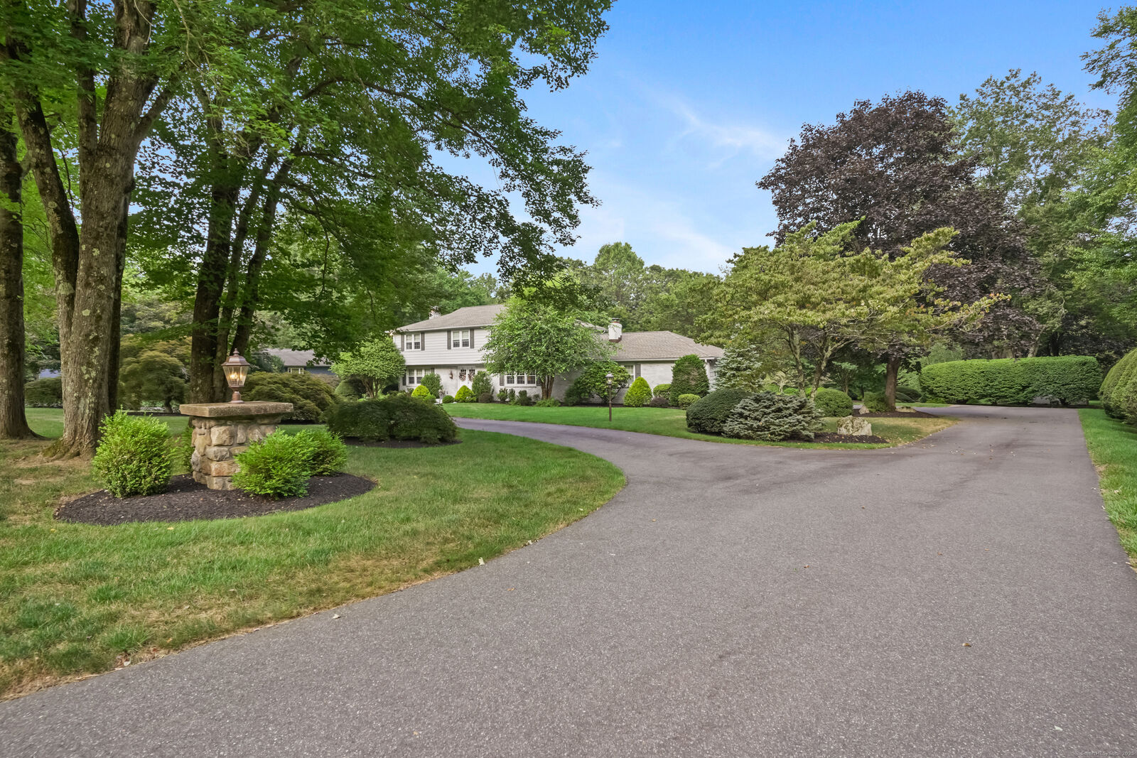 Property Photo:  51 Forest Glen Drive  CT 06525 