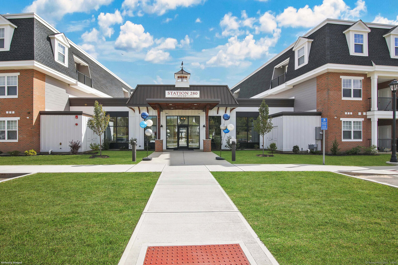Property Photo:  280 Salmon Brook Street 2A101  CT 06035 