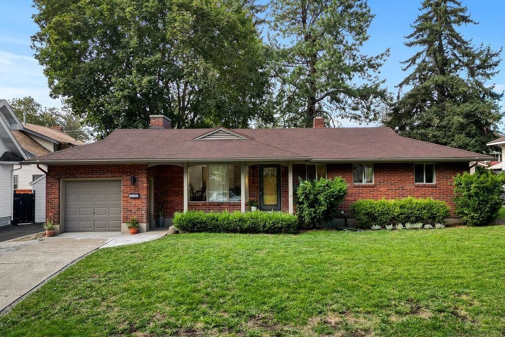 Property Photo:  1020 W 15th Ave  WA 99203 
