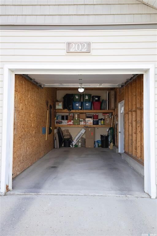 Property Photo: 715 Hart Road 202 SK S7M 3Y7