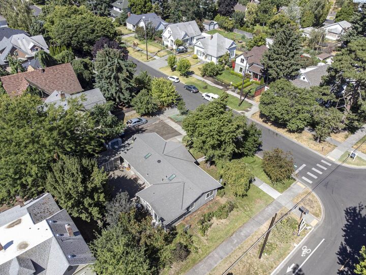 Property Photo: 334 Whitman St WA 99362