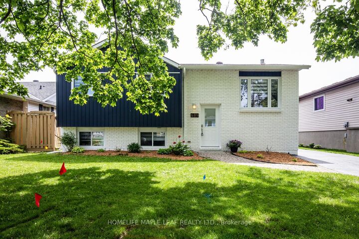 Property Photo:  689 Macyoung Drive W  ON N2Z 1T1 