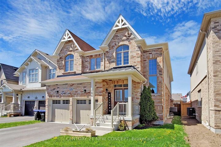 164 Gold Park Gate  Essa ON L0M 1B4 photo