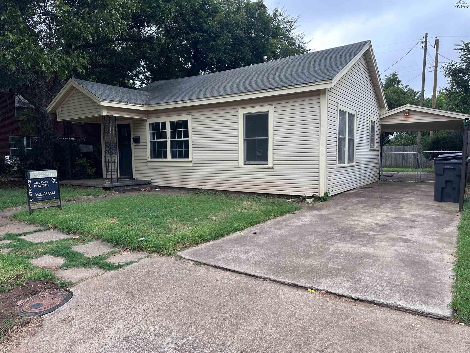 Property Photo: 1509 Speedway Avenue TX 76301