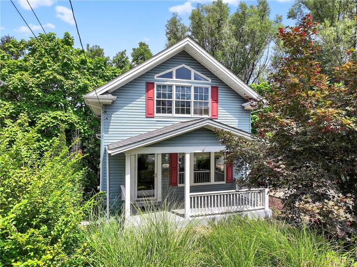 Property Photo: 3482 McRoberts Rd PA 15234