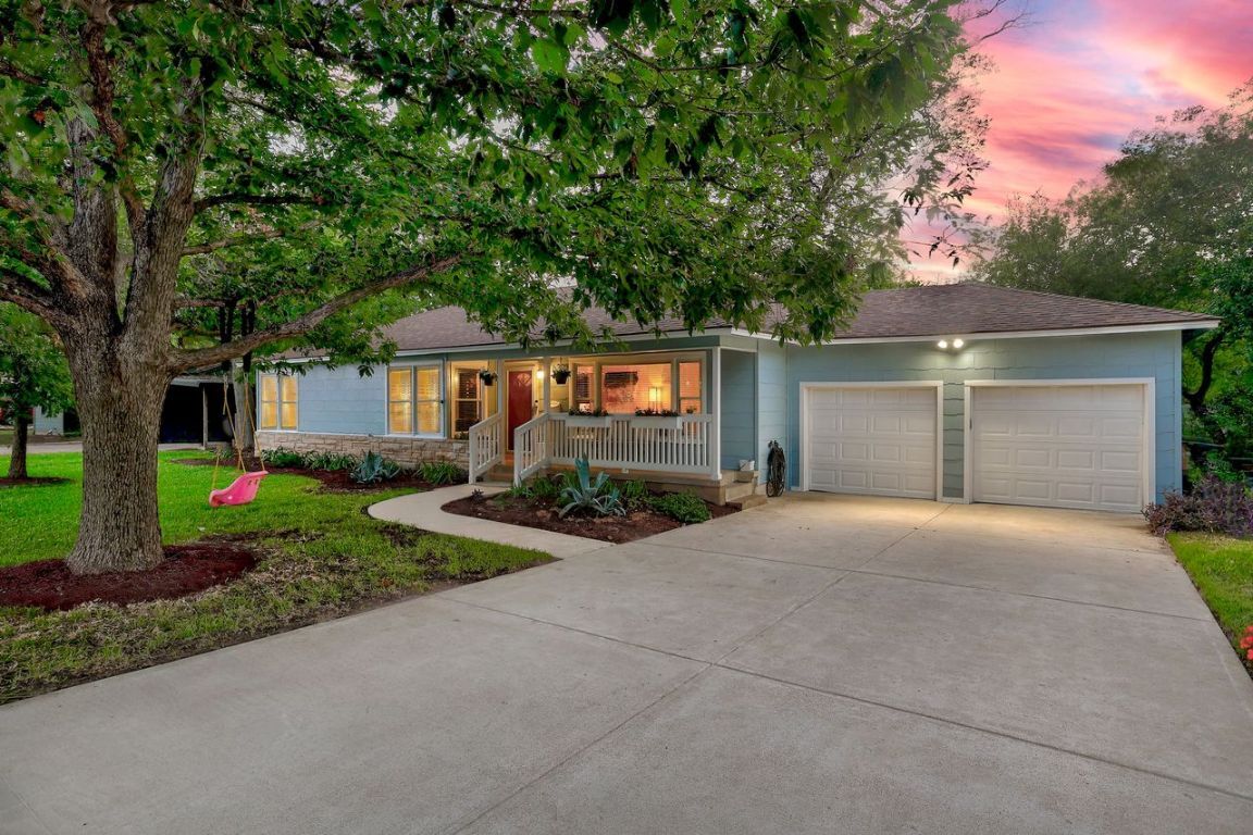 Property Photo:  6200 Wynona Avenue  TX 78757 