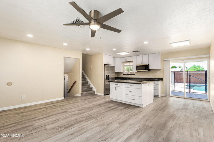 Property Photo: 703 E Taylor Street AZ 85288