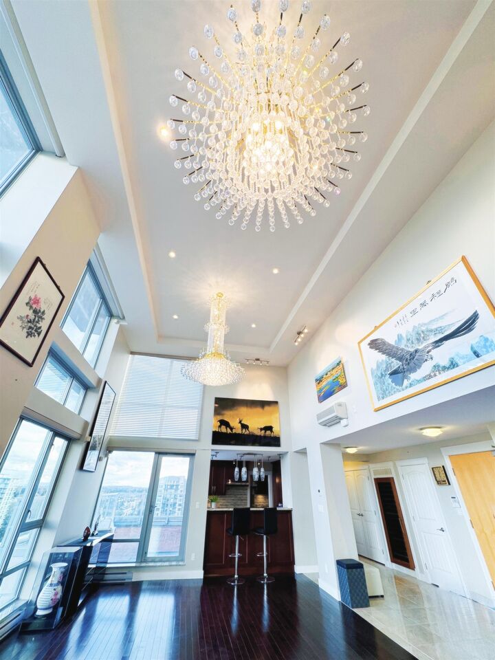 Property Photo: 6733 Buswell Street Ph3 BC V6Y 0E3