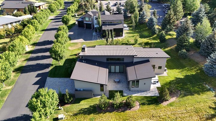 Property Photo: 27 Streamside Drive ID 83333