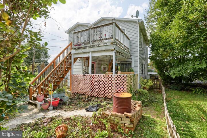 Property Photo: 106 N Market Street PA 17045