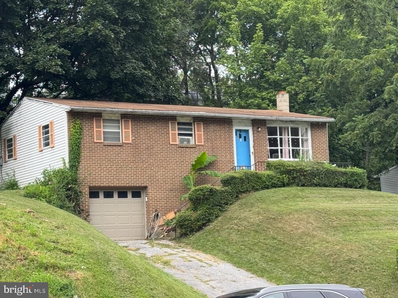 Property Photo:  111 N Sporting Hill Road  PA 17050 