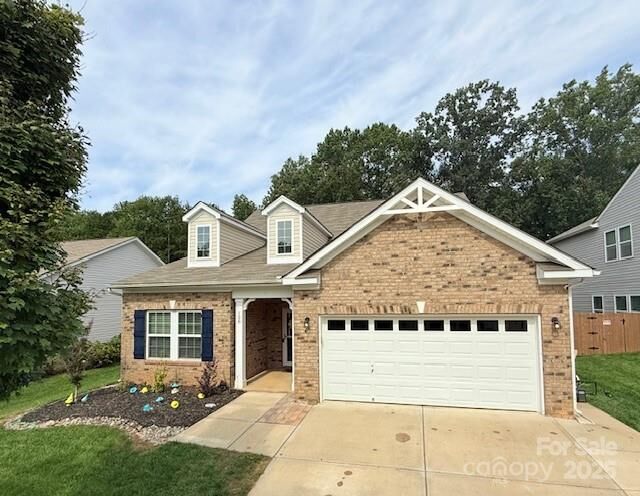 Property Photo: 128 Paradise Hills Circle NC 28115