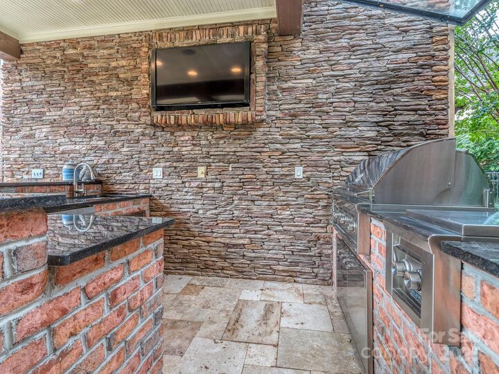 Property Photo:  8208 Wingard Road  NC 28173 