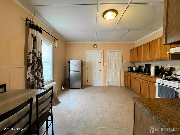 Property Photo:  25 Gaston Avenue  NJ 08869 