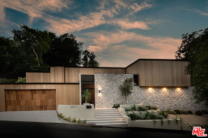 3977 Oeste Ave  Studio City CA 91604 photo