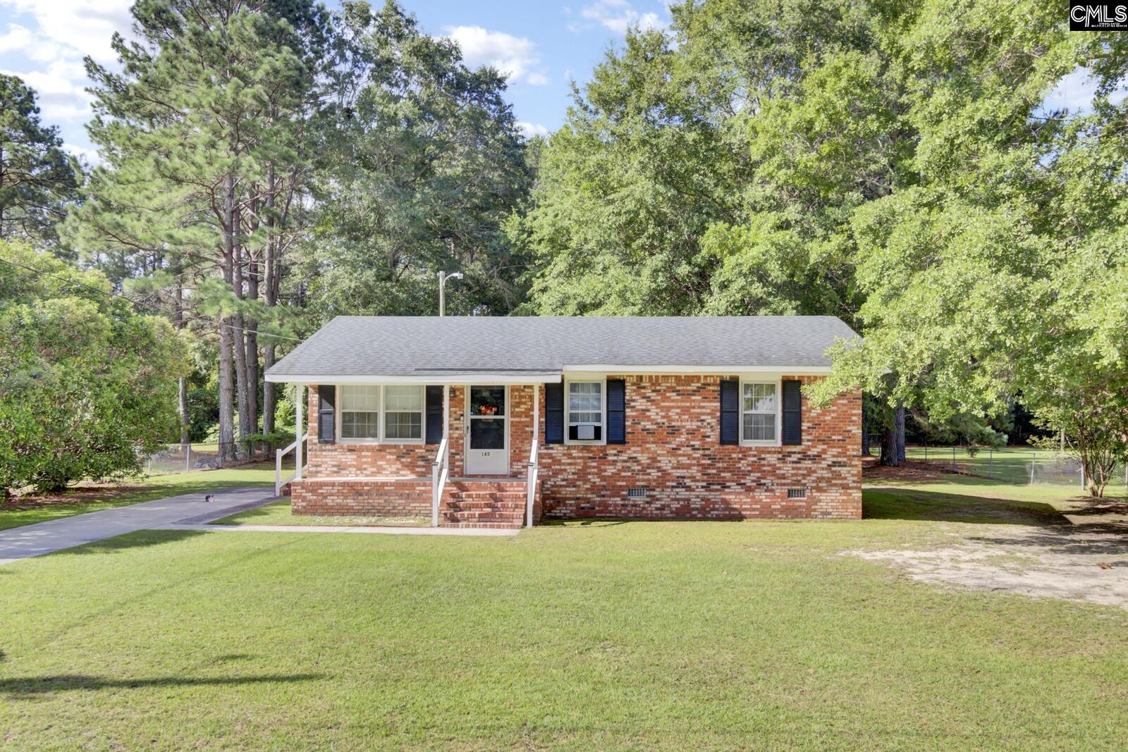 Property Photo: 165 Kennerly Road SC 29039