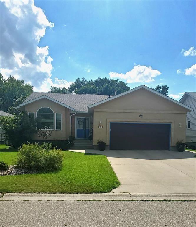 25 Prout Drive  Portage La Prairie MB R1N 3N4 photo