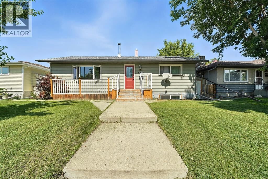 Property Photo: 5822 59A Street AB T4N 2N5