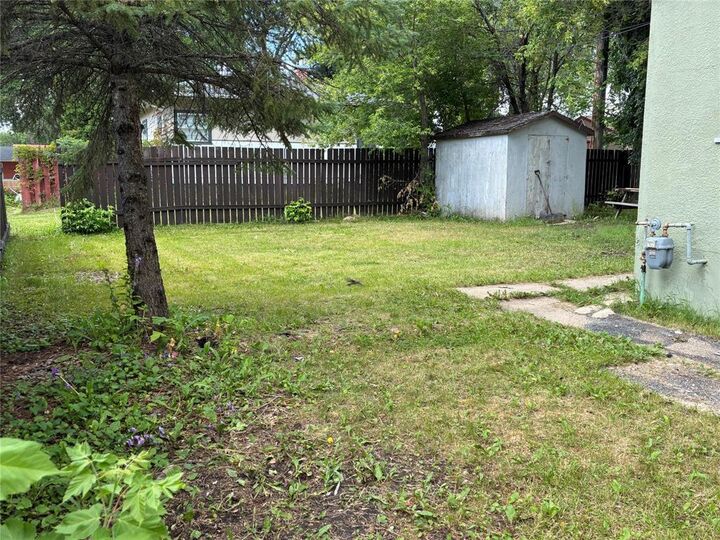 Property Photo: 590 3rd Avenue MB R0J 1H0
