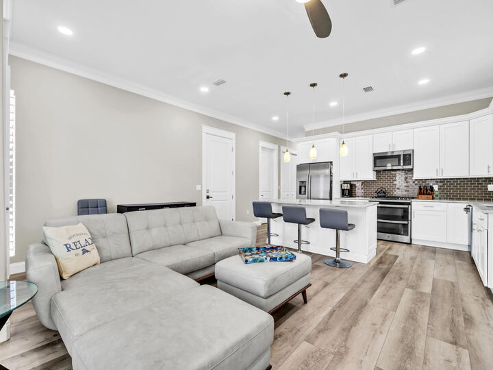 Property Photo:  4707 Amhurst Circle  FL 32541 