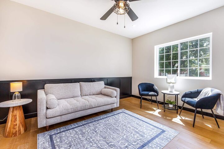 Property Photo:  222 S Grandview Avenue  IA 52003 
