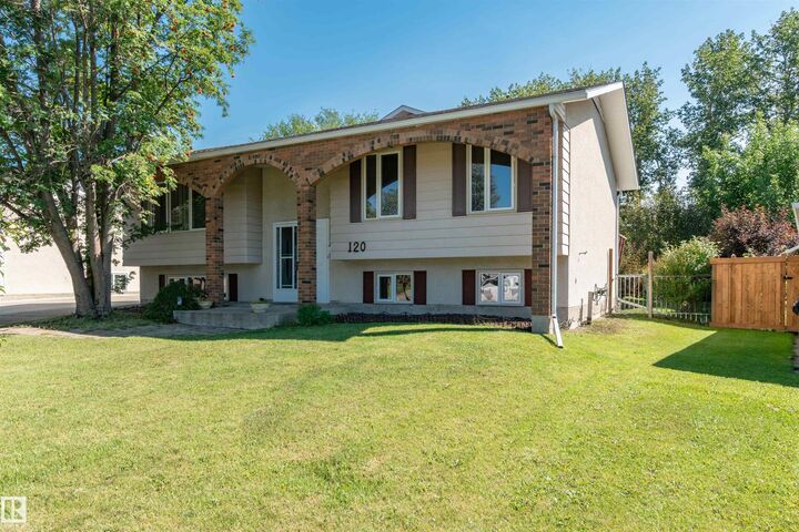 120 Galloway Drive  Sherwood Park AB T8A 2N2 photo