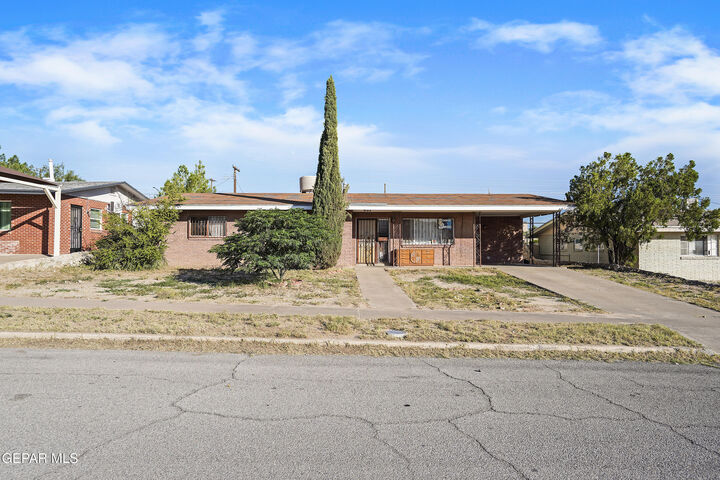 407 San Saba Road  El Paso TX 79912 photo