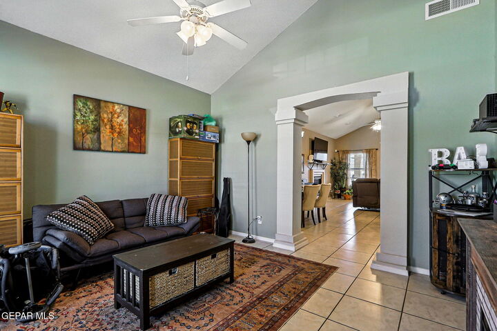 Property Photo:  10786 Walden Pond St Street  TX 79924 