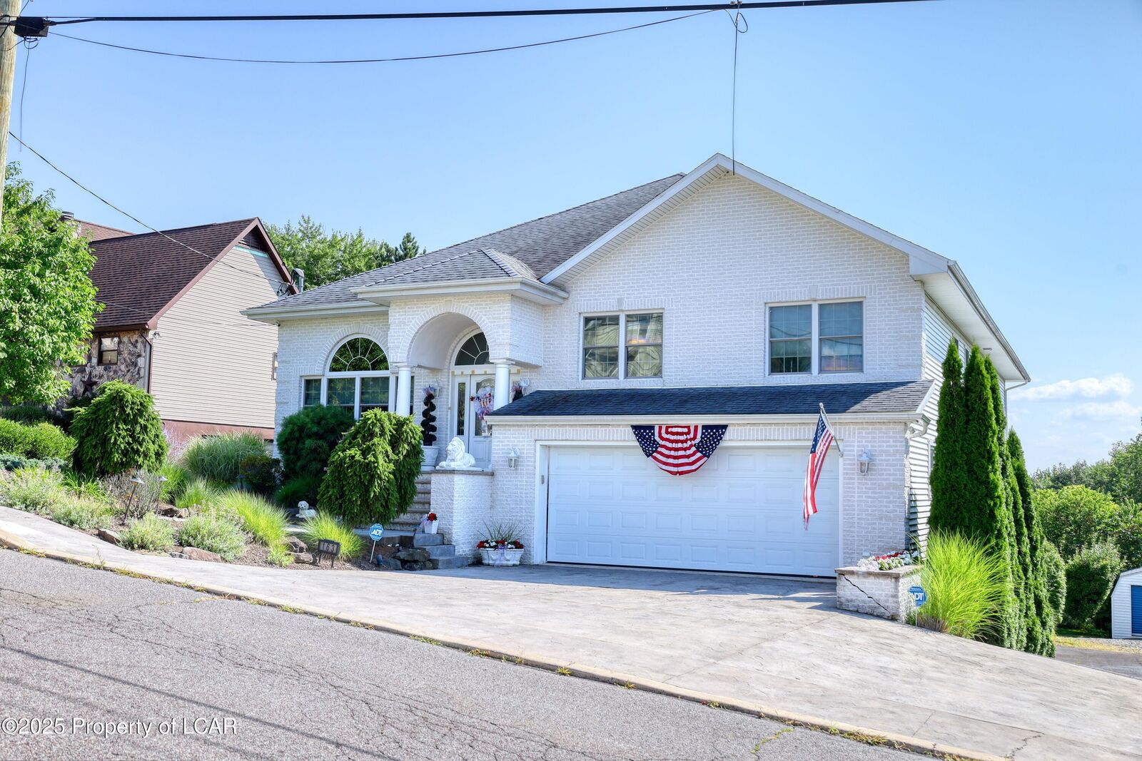 Property Photo: 163 Chapel Street PA 18640