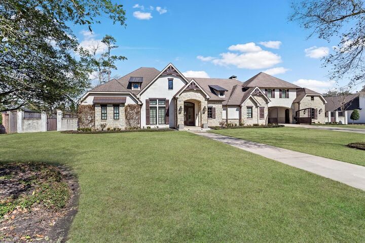 Property Photo:  8120 Evangeline Lane  TX 77706 