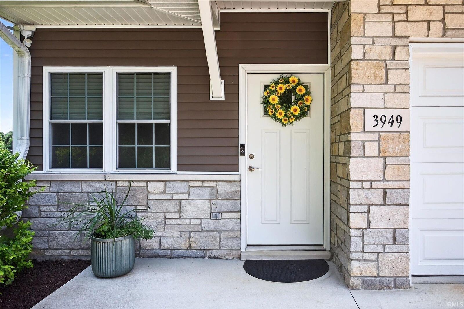 Property Photo:  3949 S Cramer Circle  IN 47401 