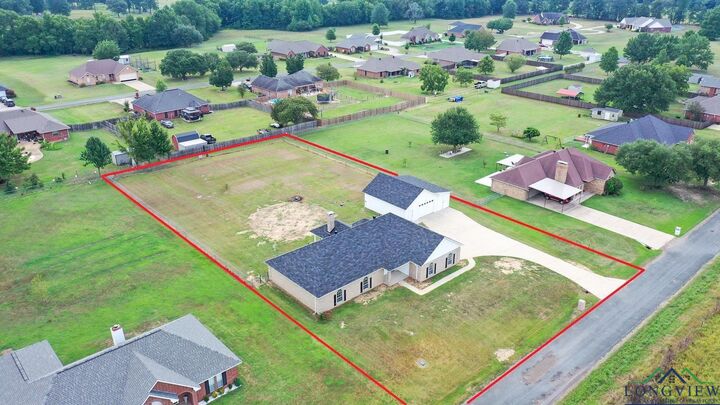 Property Photo: 259 County Road 4003 TX 75570
