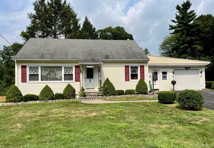 Property Photo:  3 Fairview Drive  NY 10990 