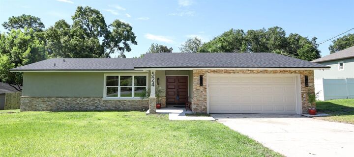 Property Photo:  524 Alpine Street  FL 32701 